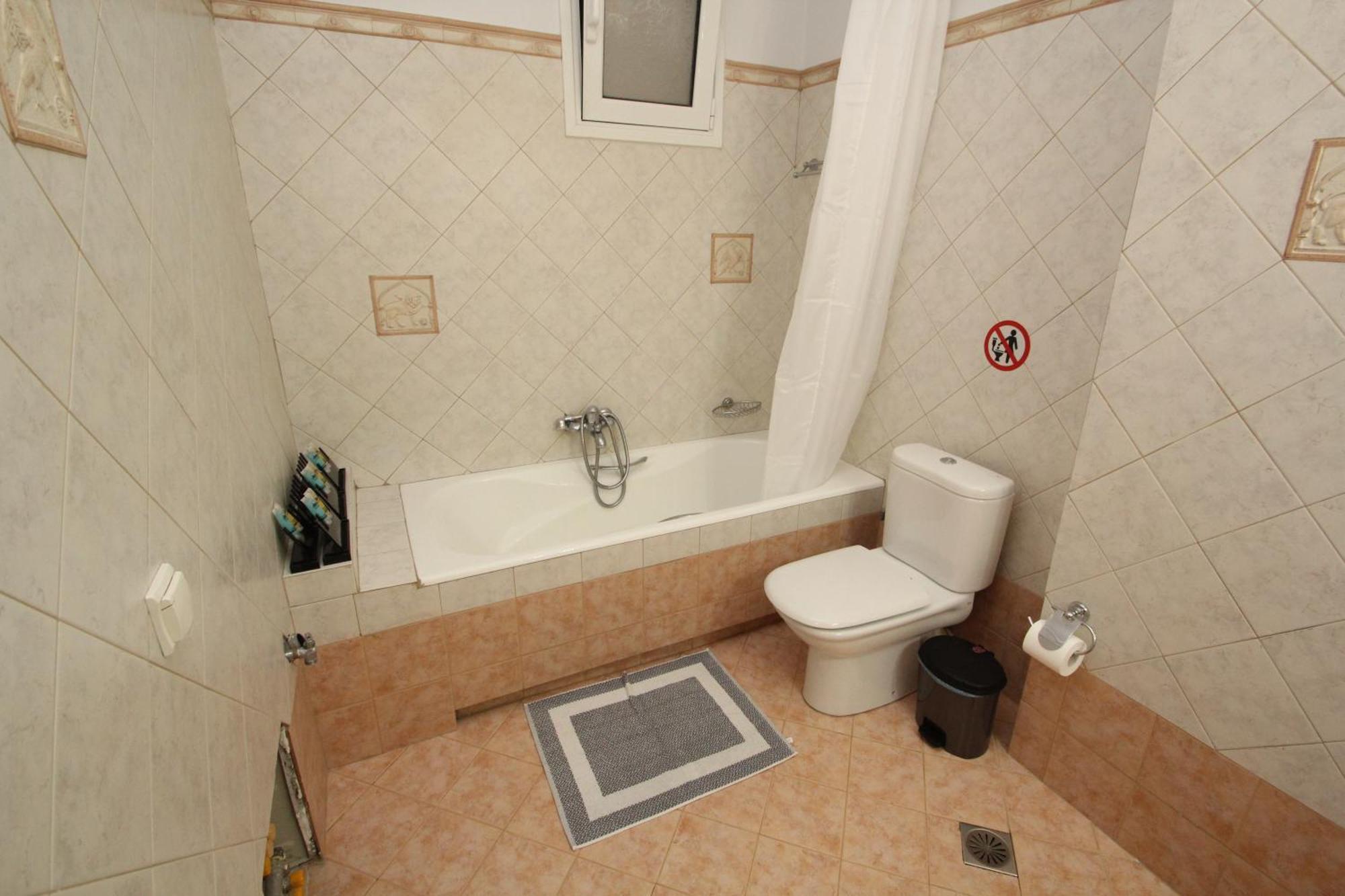 Spacious Country Apartment Vravrona Ngoại thất bức ảnh