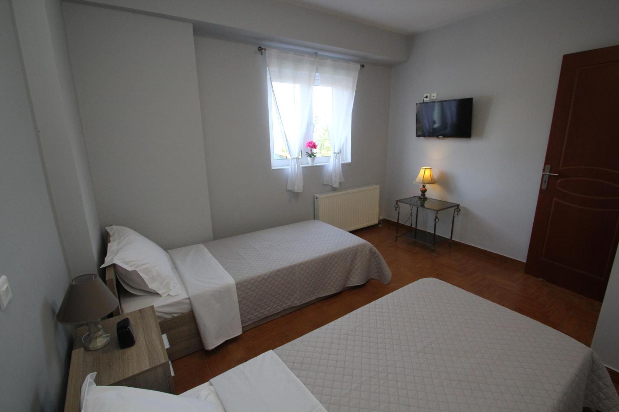 Spacious Country Apartment Vravrona Ngoại thất bức ảnh